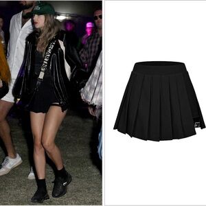 NWOT Halara Breezeful™ High Waisted Buckle Mini Skirt